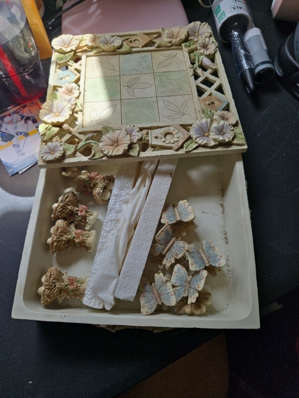 Vtg. Ceramic Garden Tic Tac Toe - Decorative Butterfly‎ & Bird Nest -Unique Rare
